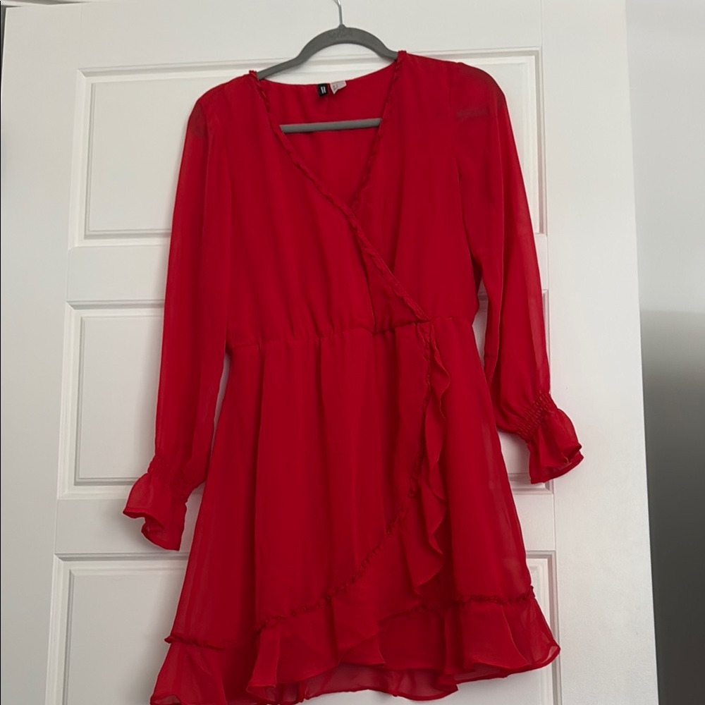 H&M Red Ruffled Tiered Long Sleeve Dress